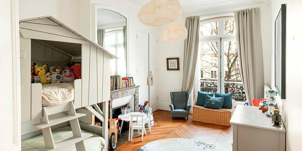 Expanding Horizons: Seeking Extra Space in West Paris Searching for Extra Space: A Quest for More Rooms in West Paris