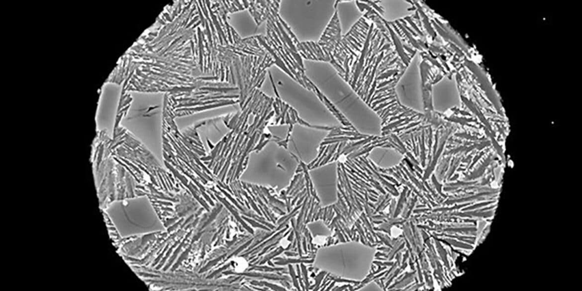 Chang’e 6: Asteroid Secrets Unearthed on the Moon's Far Side Chang’e 6 : Découverte d'indices d'astéroïde sur la face cachée lunaire