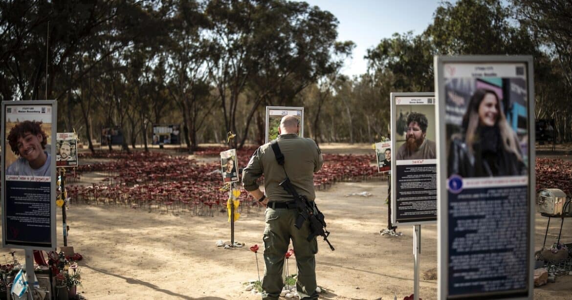Deux Ans Après : Réflexions sur l'Inconcevable avec Anne Gabrielle Heilbronner Rethinking the Unrepresentable: Two Years After October 7 with Anne Gabrielle Heilbronner