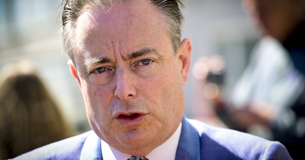 Belgium Under Pressure: The Debate Over Frozen Russian Assets Amidst the Ukraine Conflict Belgium Navigates Pressure to Utilize Frozen Russian Funds Amid Ukraine Conflict