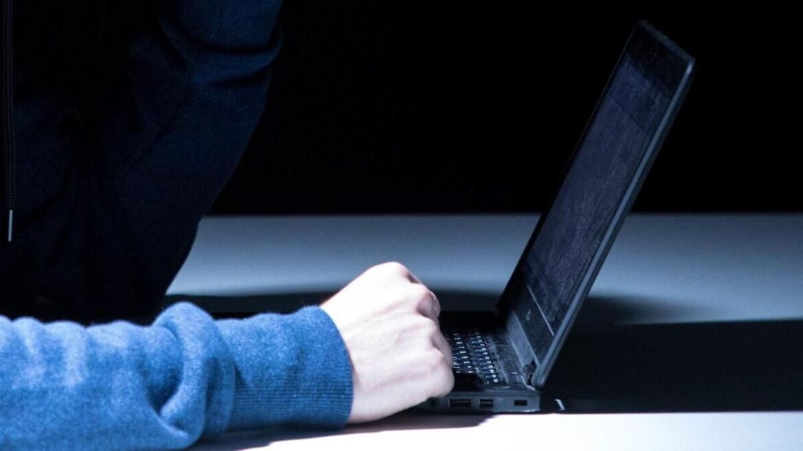 Darknet Decoded: Customs Target Major Arms and Drug Networks Darknet Under Siege: Customs Crack Down on Major Arms and Drug Markets