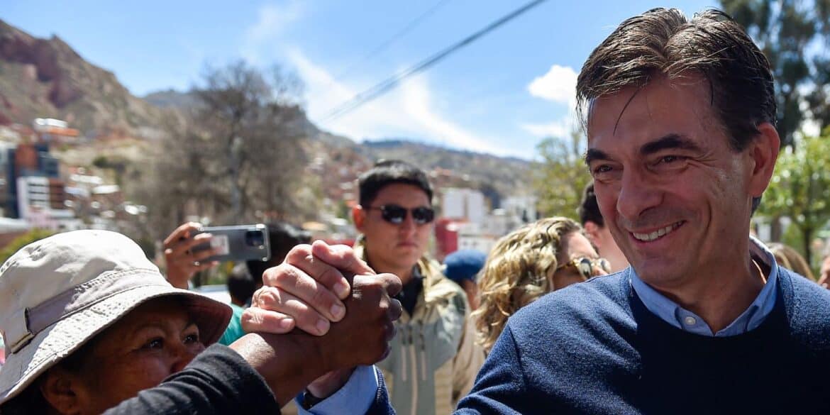 Rodrigo Paz, the Centre Right Contender, Clinches the Bolivian Presidency. Rodrigo Paz: Le Nouveau Visage du Centre Droit à la Présidence Bolivienne.