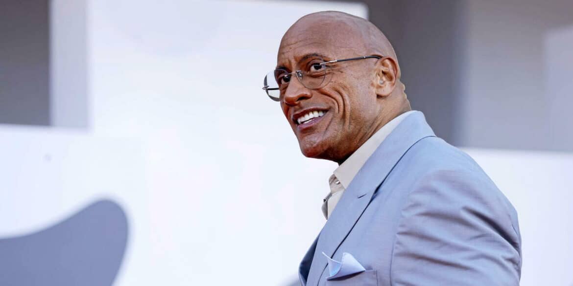 Muscle et Reconnaissance : Le Voyage de Dwayne Johnson