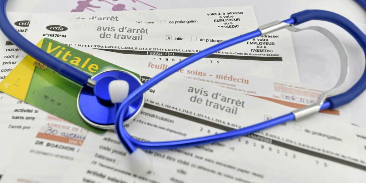 Réforme des Arrêts de Travail : Une Analyse Critique du Budget de la Sécurité Sociale