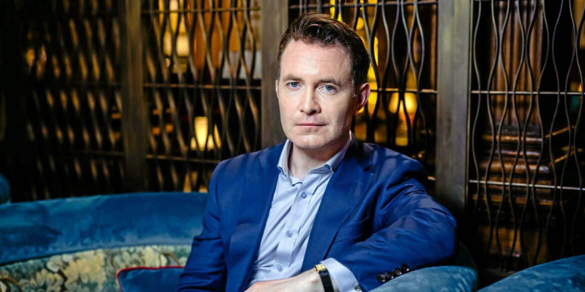 Une foi vacillante : l'Occident face à ses adversaires.