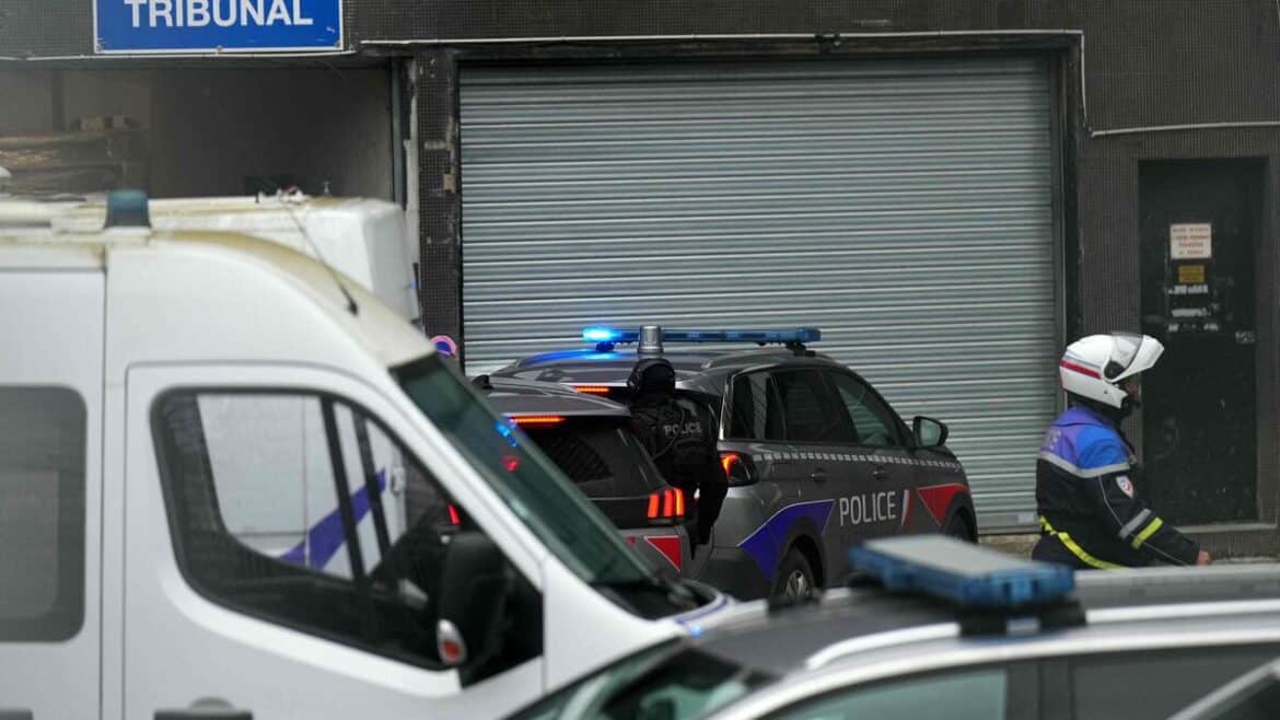 Révélations sur le procès d'un homme accusé de viol et de soumission chimique : le rôle de Dominique Pelicot mis en lumière