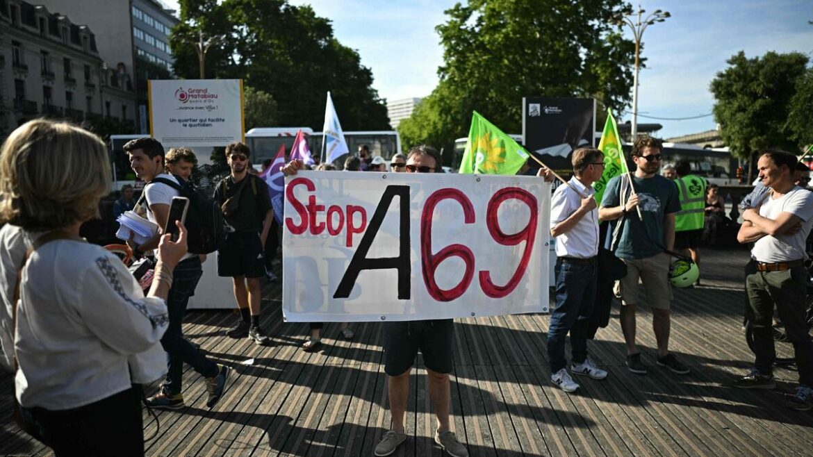 Six Suspects Face Charges Following Commando Clash with Opposition