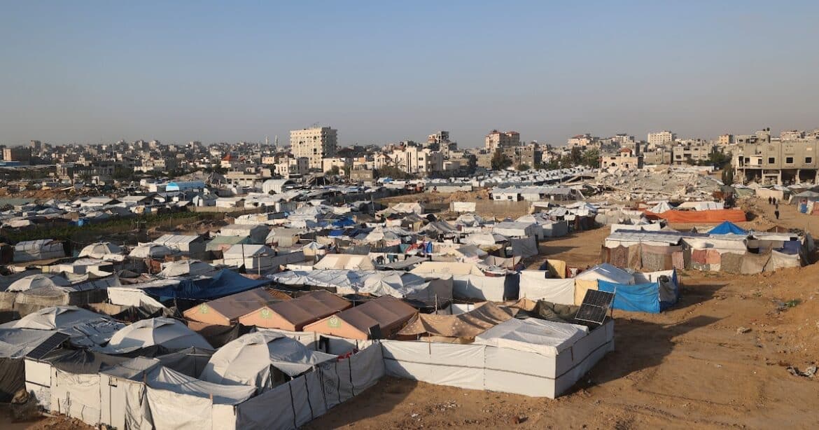 Qatar Warns of 'Dangerous Escalation' Amidst Israeli Airstrikes in Gaza