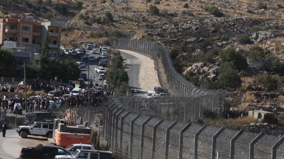 Israël Dévoile un Réseau de Contrebande d'Armes Syriennes Lié à des Soldats de Tsahal