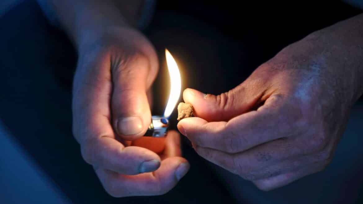 « Dans l'ombre du narcotrafic : les dilemmes des consommateurs de drogue »