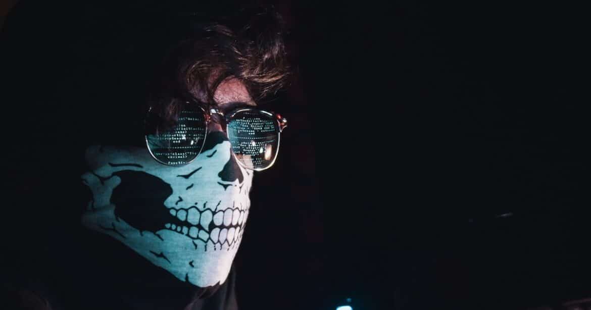 Rançons et Réseaux : L'Envers d'un Commerce Étrange