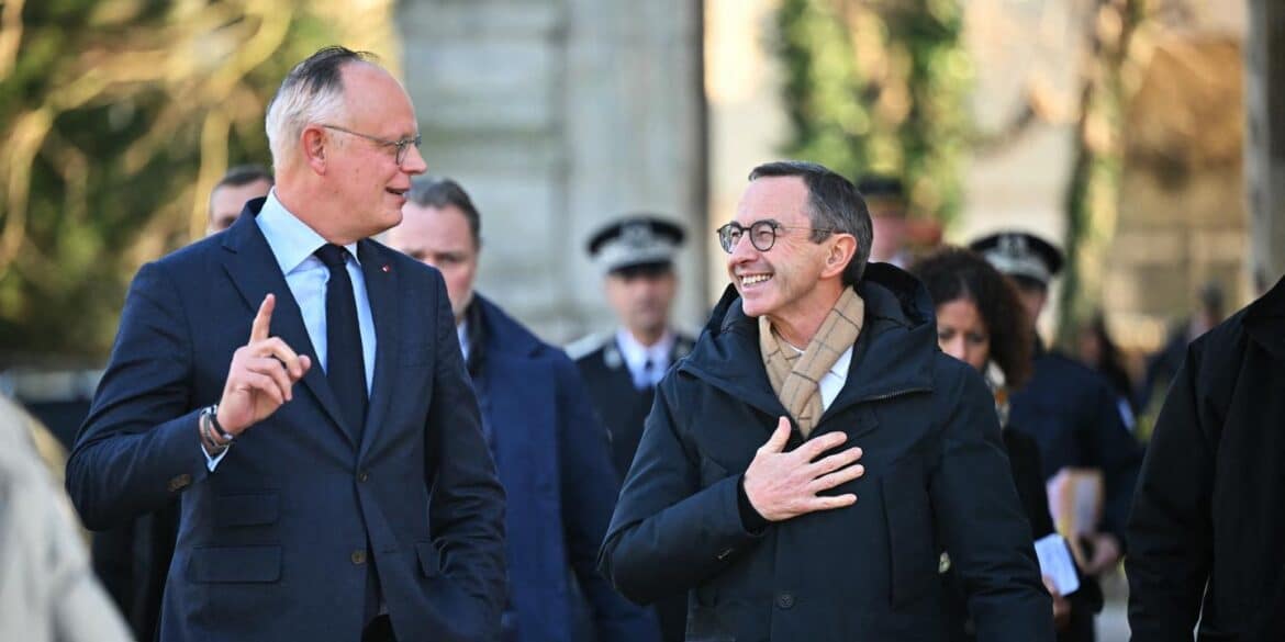 Alliance Silencieuse : Les Républicains et Horizons aux Municipales 2026